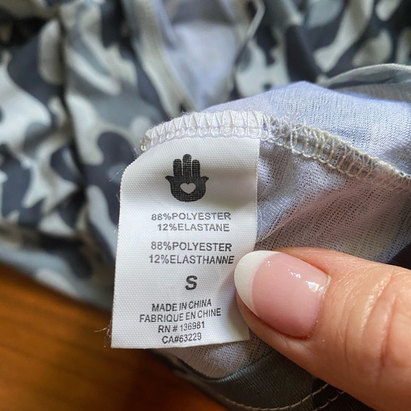 NWT Spiritual Gangster Camo active top - Picture 6 of 9